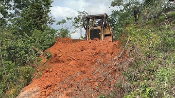 D6R XL Bulldozer Technology in Plantation Road Repair