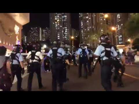 9.11淘大商場夜晚有人報受傷防暴警察出現 反送中 维基
