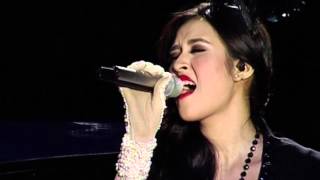 Irreplaceable Concert Raisa - Kekasih Sejati