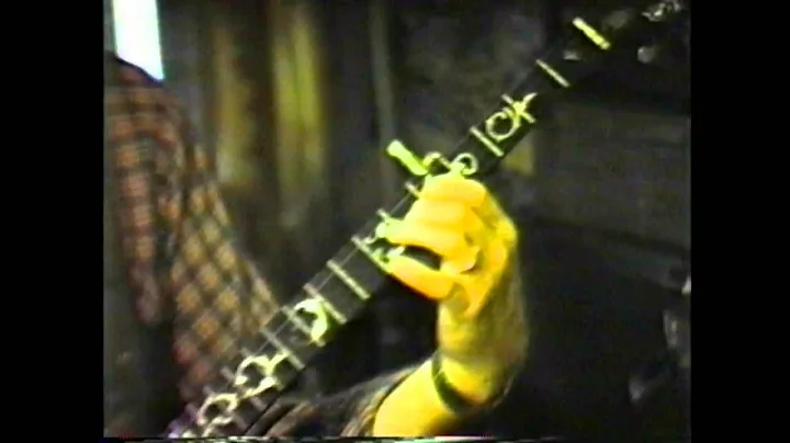 Courtney Johnson Banjo - Shuckin' The Corn
