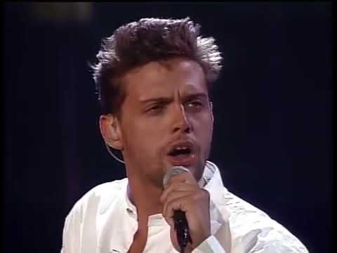 Mariachi 2000 y Luis Miguel   La media vuelta