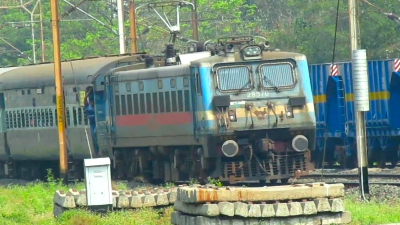 lalgola-sealdah-bhagirathi-express-with-offlink-vijayawada-wag-7