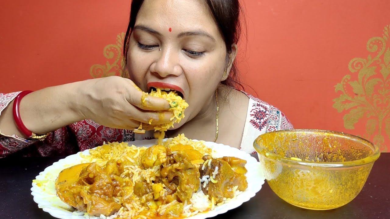 Eating Spicy 🔥🔥 Mutton Kosha With Rice..Bigbites।।