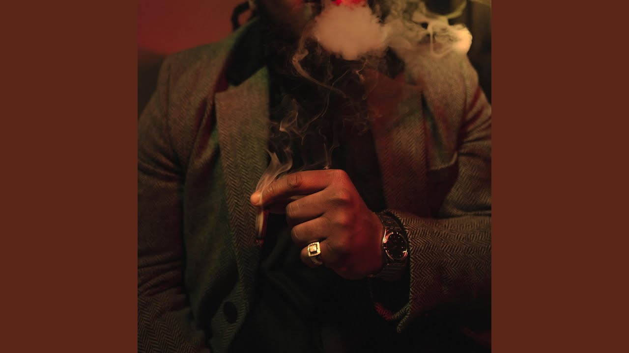 Ghosts auf YouTube ansehen Ghosts auf YouTube ansehen