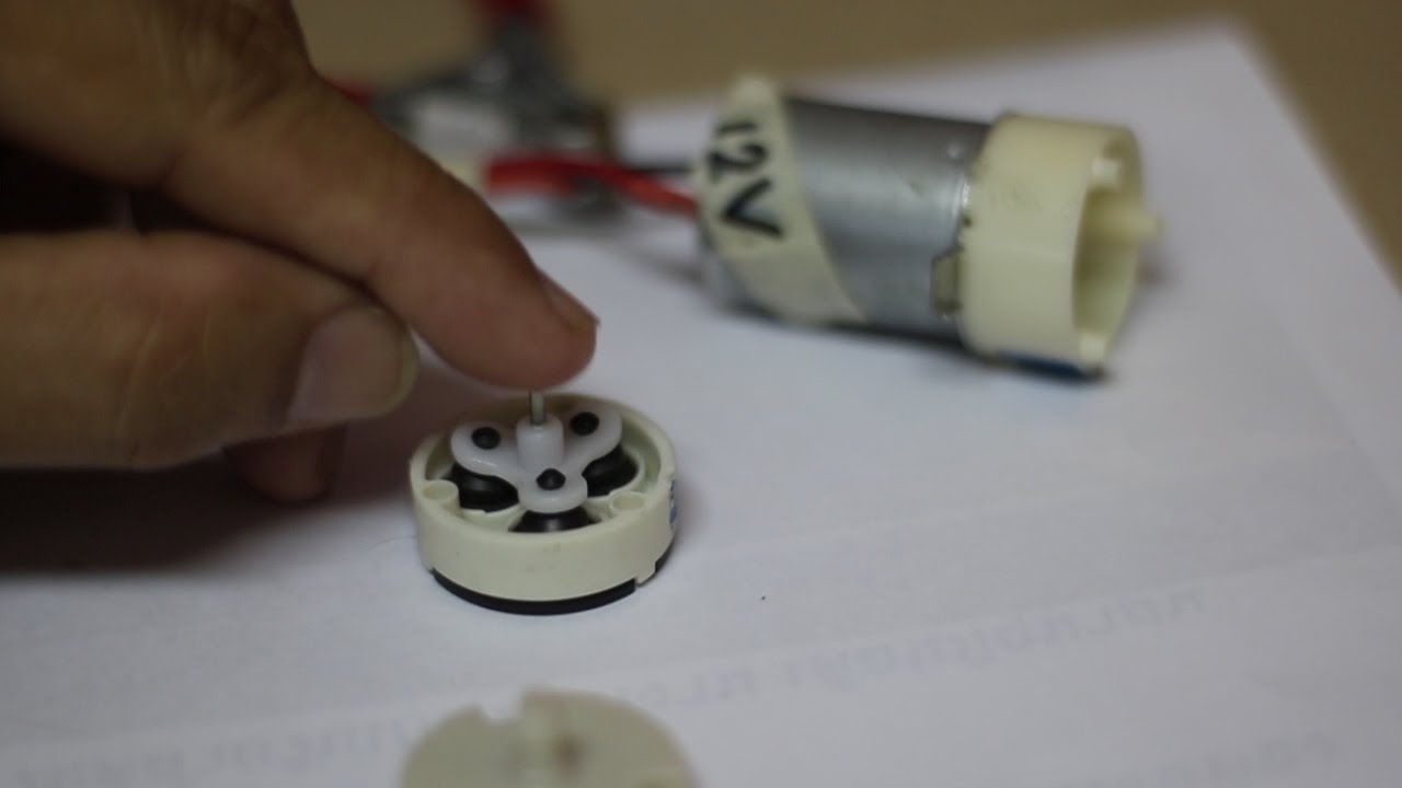 ปั้มลมตู้ปลาทำงานอย่างไร  How does the air pump works?