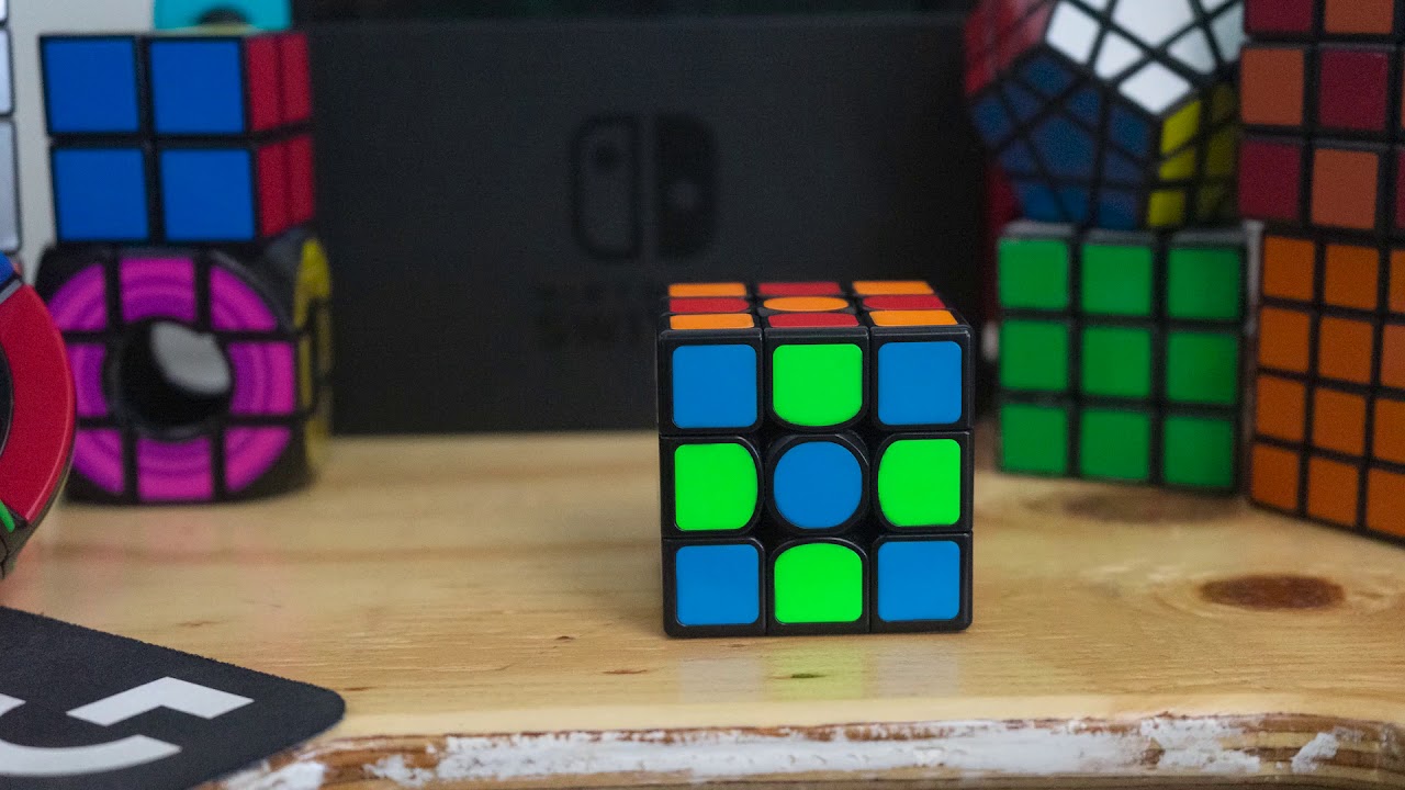 MOVING RUBIKS CUBE 100 LEGIT (UNBELIEVABLE) YouTube