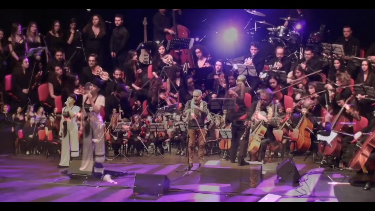 Serena Brancale Galleggiare