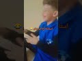 اسمعو واش قال هذا التلميذ عن استاذته اسمعو واش قال هذا التلميذ عن استاذته