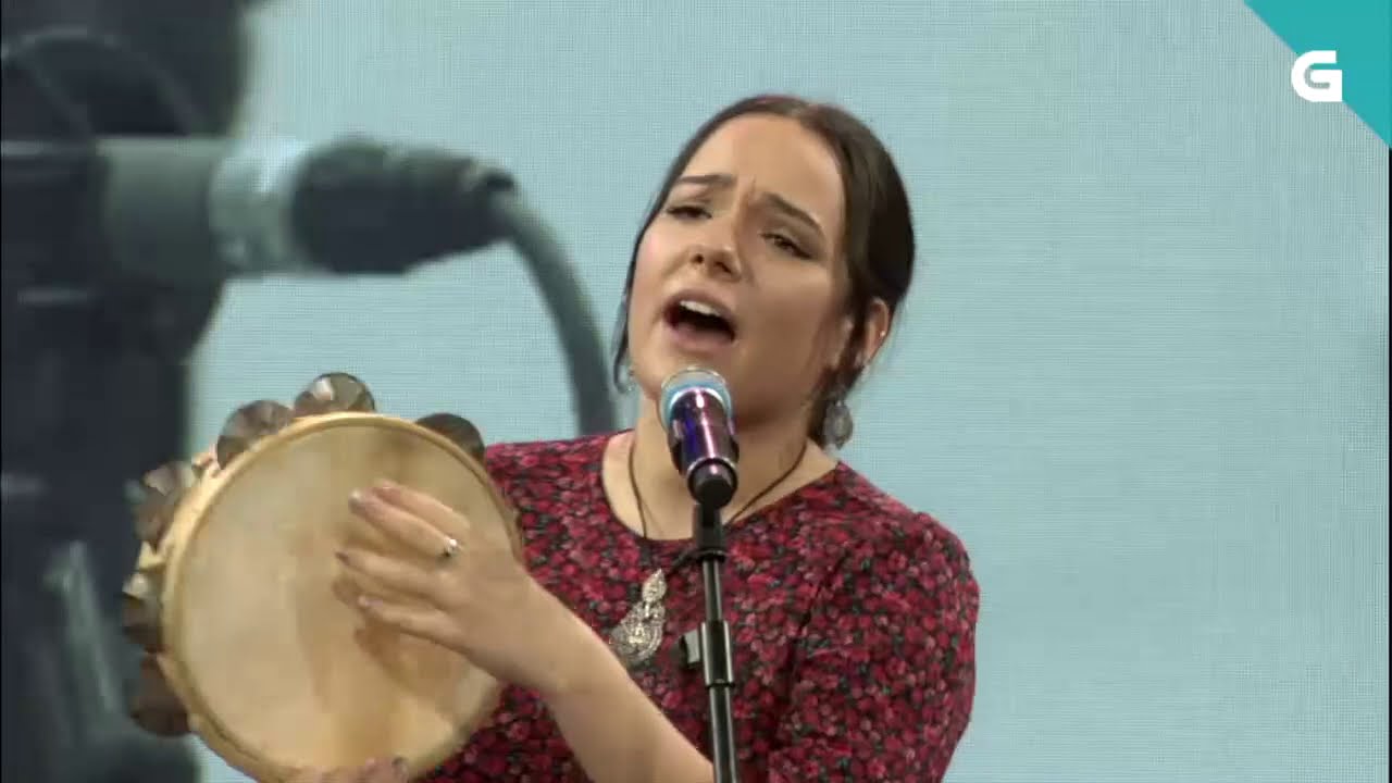 Ailá en el programa Luar (Dec 2020) interpretando A Lusada