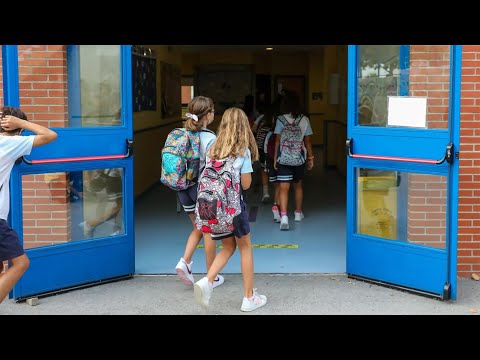 Vox exige el fin de la mascarilla obligatoria en los colegios para menores de 12 años