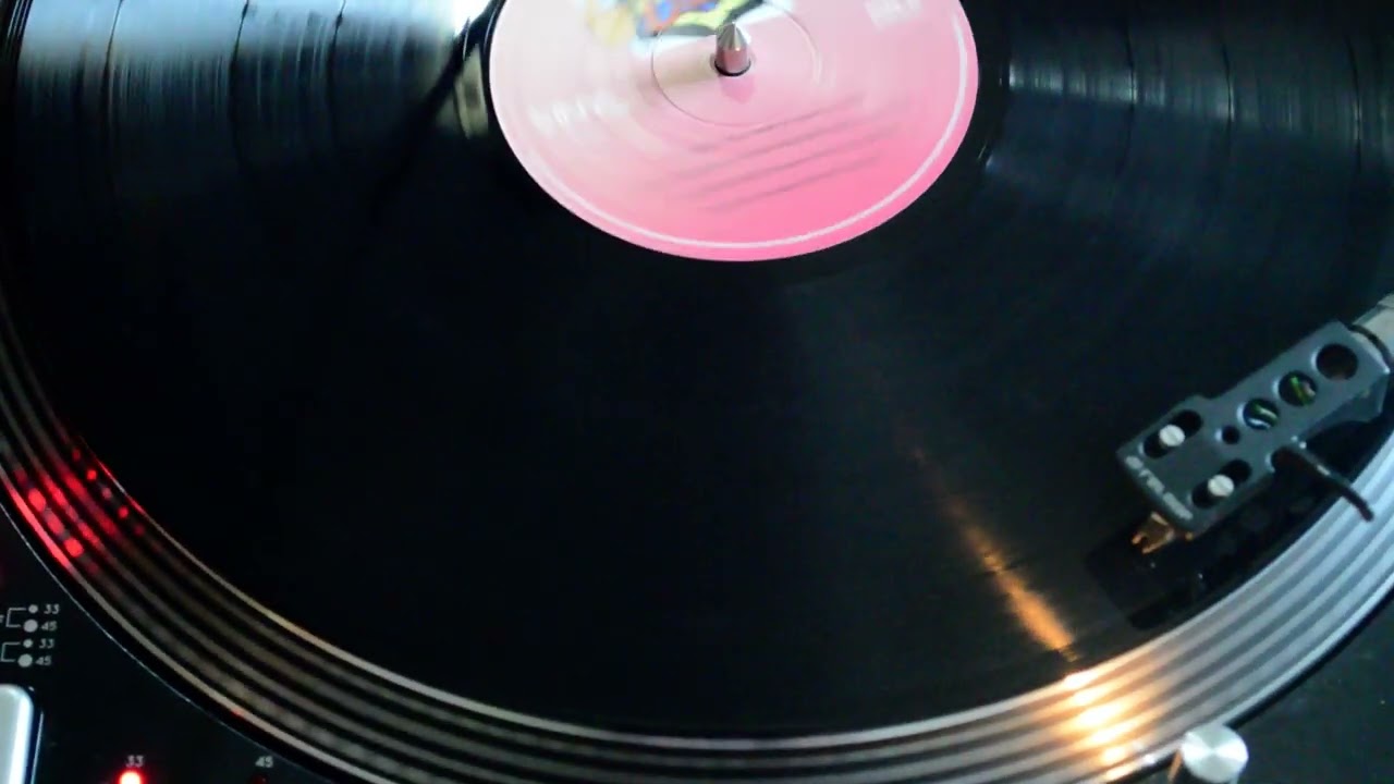 Cosmic St.Valentin's Day: Selected By DJ Daniele Baldelli - I Don't Want To Loose You - D.C. Larue