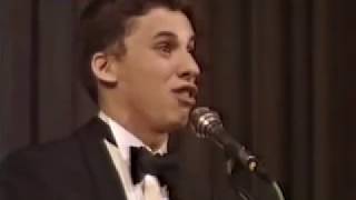 картинка: Максим Галкин  1 апреля 2000 года.