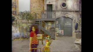 Classic Sesame Street - Bert and Maria's Imaginary Helicopter Ride