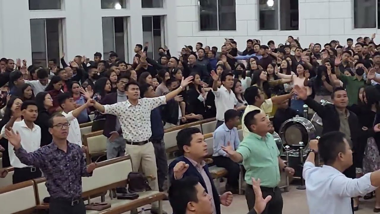 Kohhran Thianghlim Thalai (YEF) inkhawm zai.  