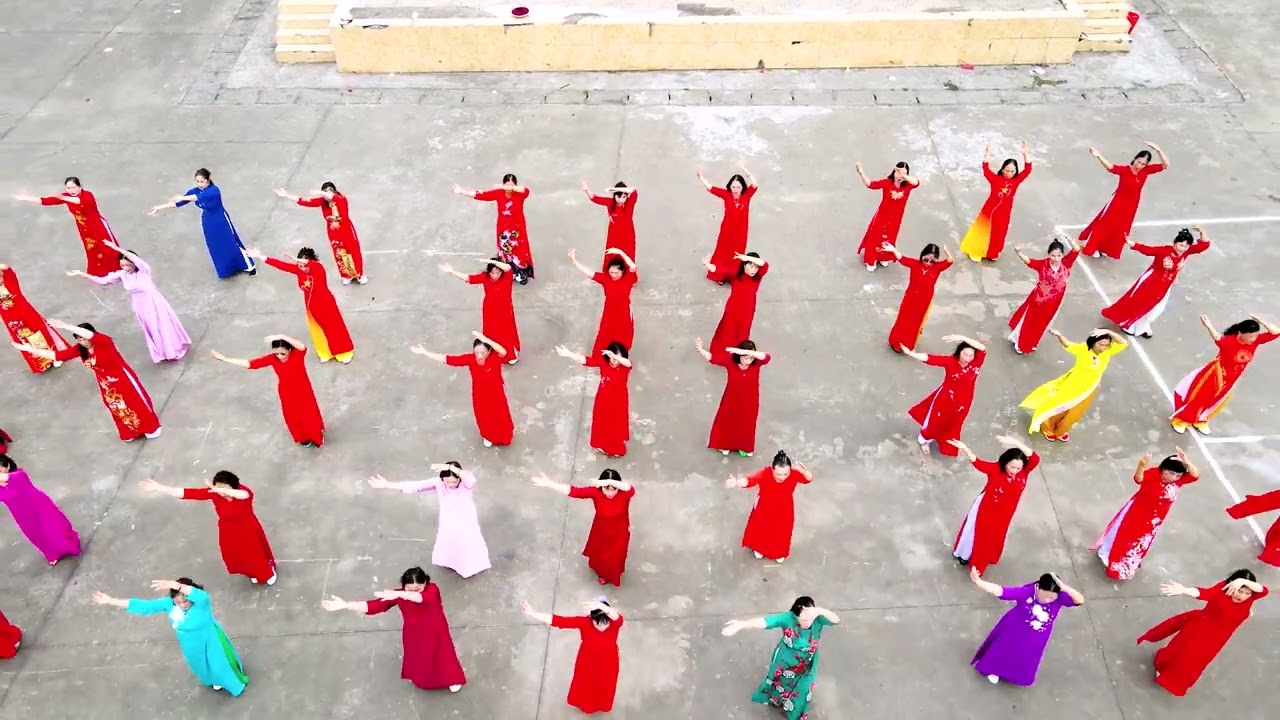 Bài đồng diễn Bài Ca Phụ Nữ Việt Nam hội Phụ nữ xã An Trường