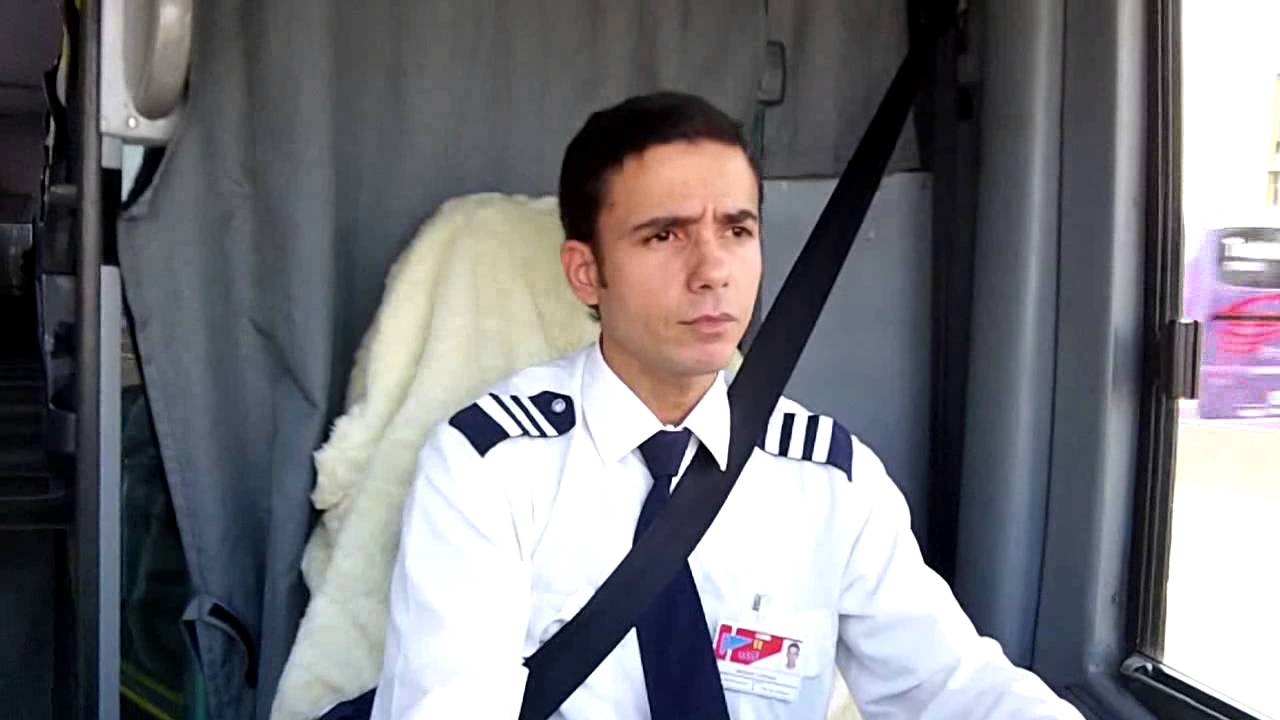 Trânsito violento ou pessoas violentas dirigindo no Trânsito? Waguinho Guitar