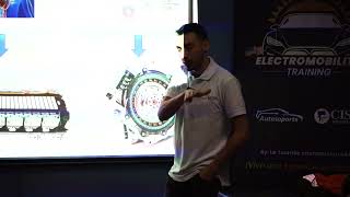 Por que aprender a conducir Autos Hibridos y Electricos