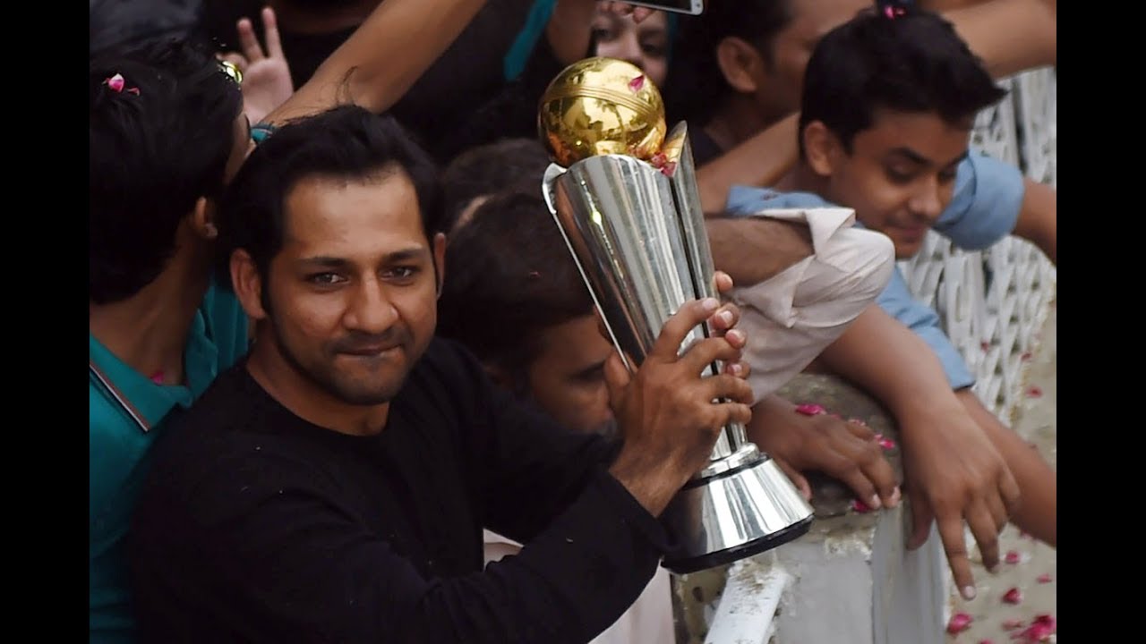 ICC Champions Trophy 2017: Pakistan cricket team get hero’s welcome back home