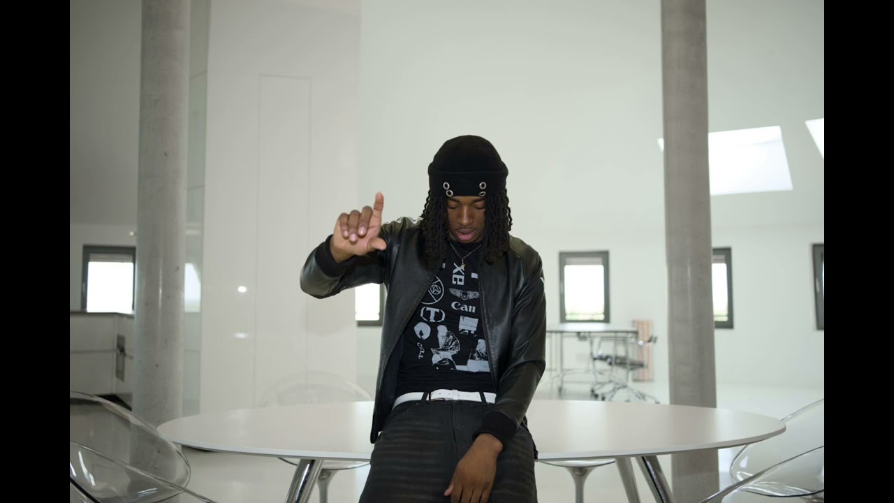 LELOSA - BISOU BISOU X PAPAOUTAI (FULL MASHUP)