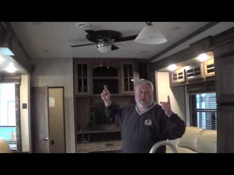 2015-keystone-alpine-3900re