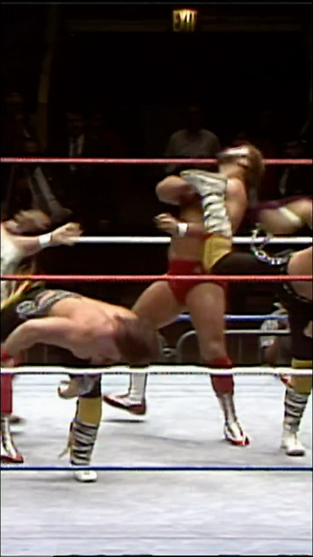 The Rockers hit a double superkick! - YouTube
