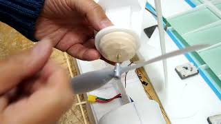 Простые резиномоторные копии-полукопии из потолочки. Как сделать простой резиномоторный самолёт.