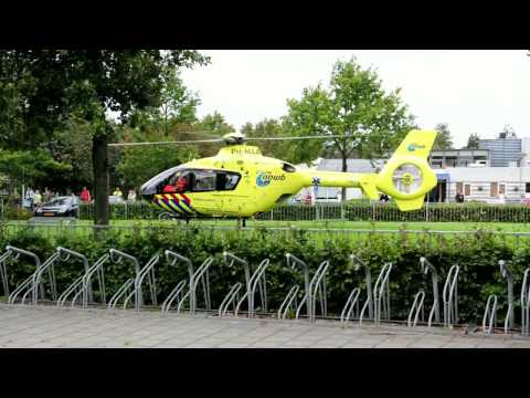 Trauma heli bij zwembad Almere Stad