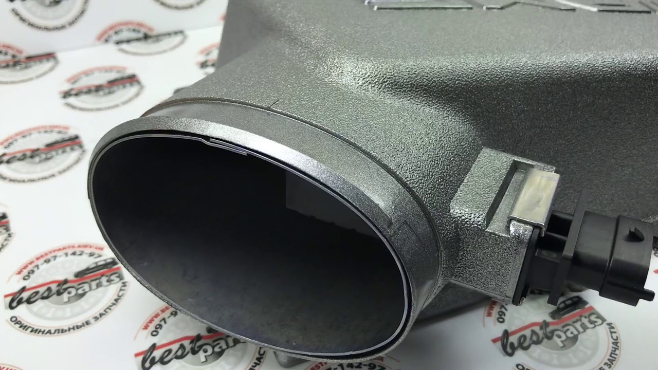 A1560940306, A 156 094 03 06 Расходомер воздуха с крышкой с сборе левый Mercedes M156