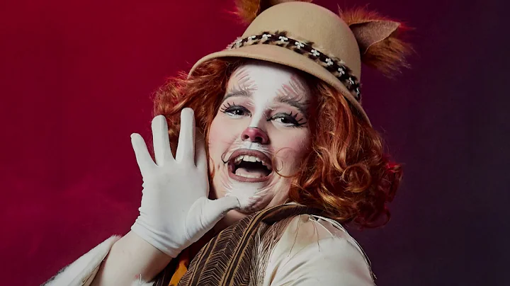 Introducing Kristen Robertson as Jennyanydots