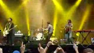 The Shins - Turn on Me - Live at Rock en Seine 2007