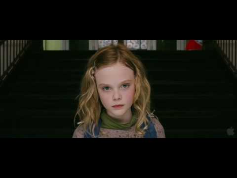 Phoebe In Wonderland - Il trailer