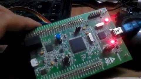 stm32f4 + LIS3DSH