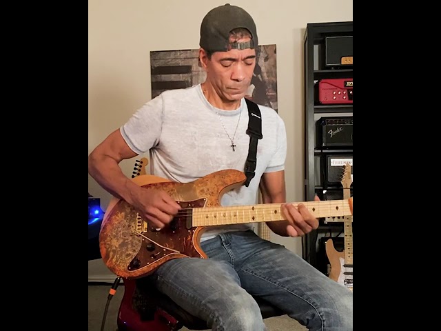 Greg Howe - Guitar Solo for DarWin's - Be That Man class=