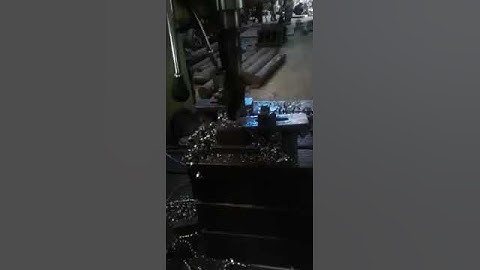 RADIAL DRILLING MACHINE OF MMT BRAND