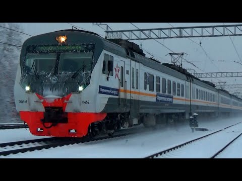 Электропоезд ЭД4М-0452 'Фирменный