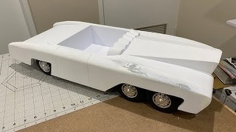 Building the FAB 1 pink Rolls Royce from Thunderbirds