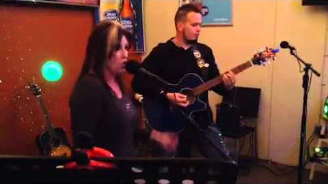 The Amazing Sherrie & George at Applebee's