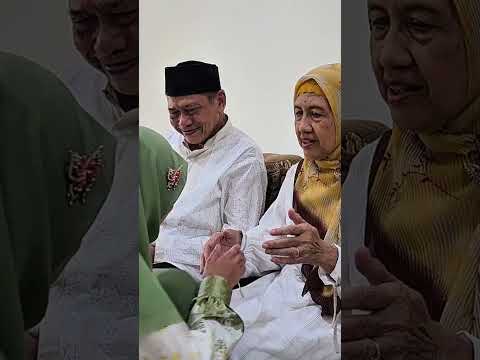 Makan Ketupat Lebaran 😄 #Shorts Aqilla