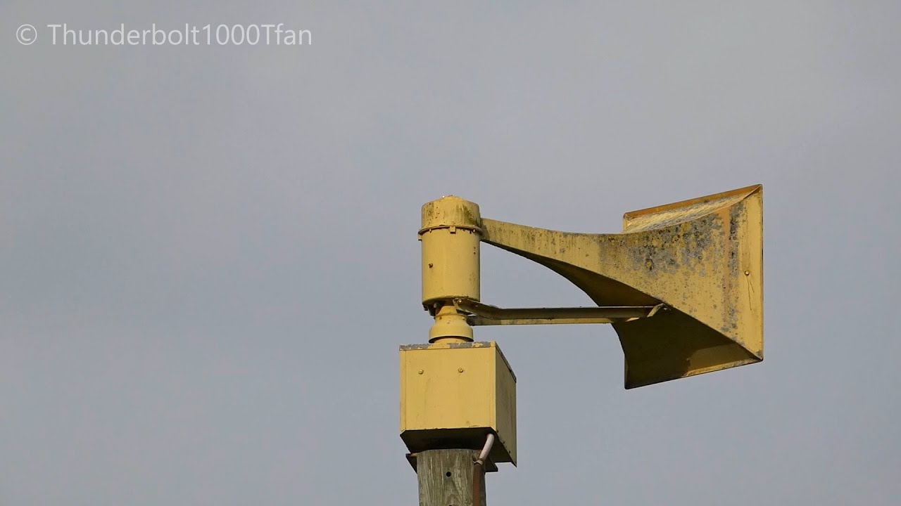 Federal Signal Thunderbolt 1000T Siren SWA Activation | Full Alert | Orrville, OH | 3/20/24