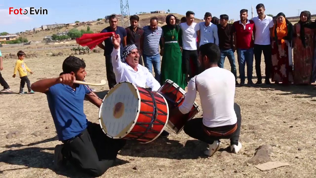 HALAY BAŞINDAN & YILAN DANSI & YILIN MODASI & KOMA WELAT & FOTO EVİN