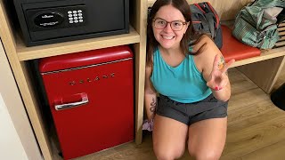 Galanz GLR25MRDR10 Retro Compact Refrigerator Retro Red for Small Spaces
