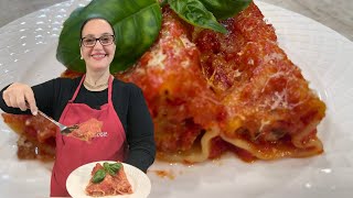 Cannelloni recipe - Cannelloni with meat and ricotta with easy-to-follow recipe.