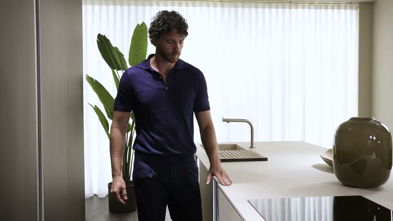 Vertical_Kitchen Collection