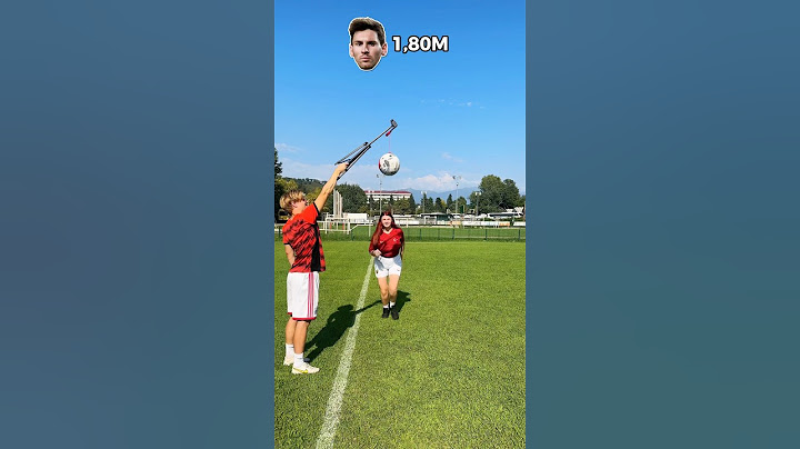⚽️PRO FOOTBALLERS HEIGHT KICK CHALLENGE!! #challenge #footballers #foryou #shorts