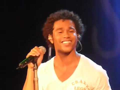 J-14 Exclusive: J-14's InTune Concert with Corbin ...