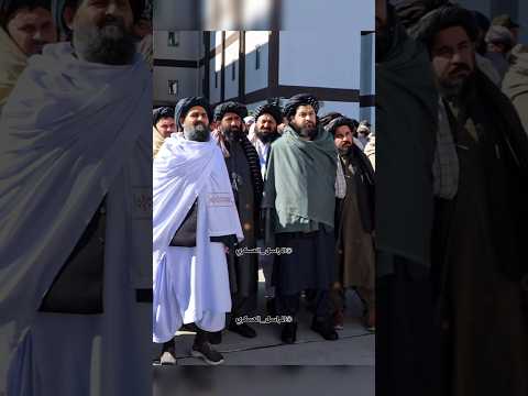 قائد الجيش محمديعقوب م وعبد الغني بردار أخوند المراسل العسكري جنود شرطة كابول جيش طالبان