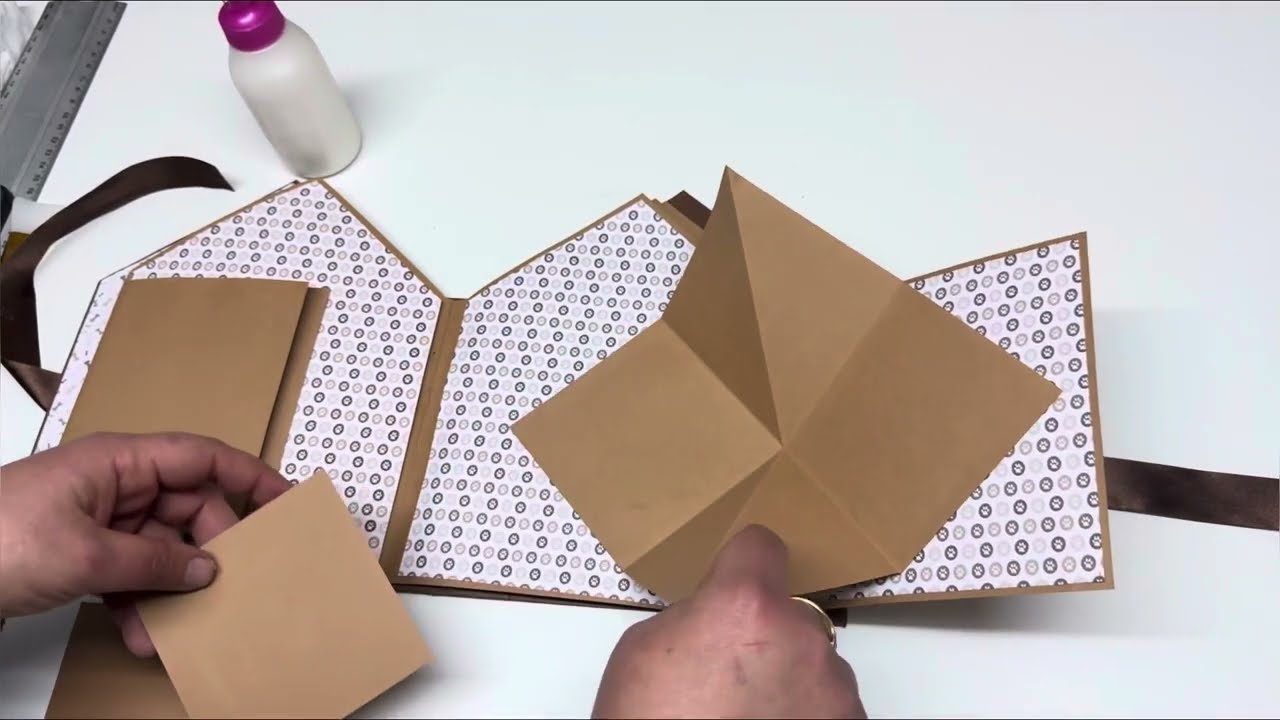 Album pop up chien pages 5&6 🐶