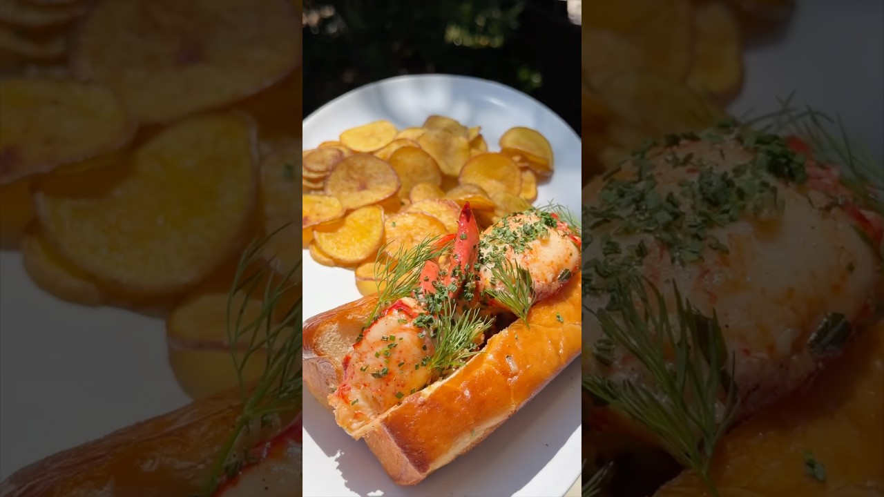 LOBSTER ROLLS 🦞