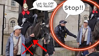 The Police Responded Quickly After The Man Pulled The Horse's Reins!