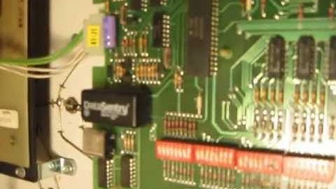 Replacing an old NiCad Battery with a New Memory Capacitor